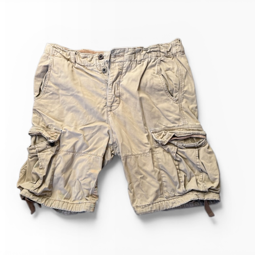 Abercrombie & Fitch Beige Cargo Shorts